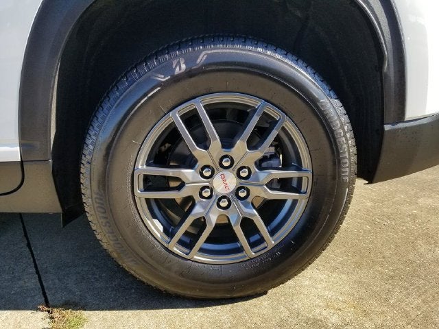 2026 GMC Acadia Base