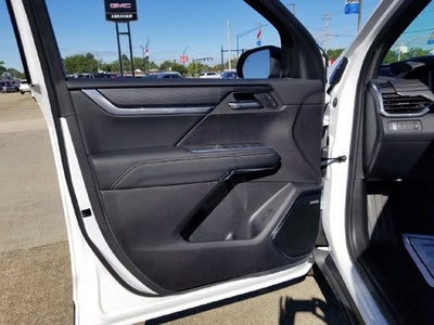 2026 GMC Acadia Base