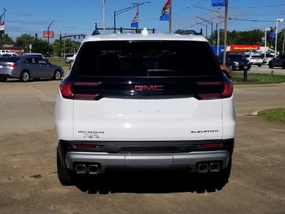 2026 GMC Acadia Base