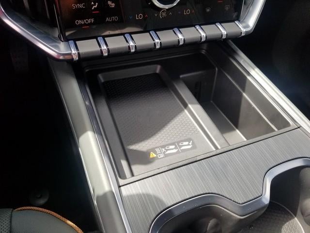 2026 GMC Acadia AWD AT4