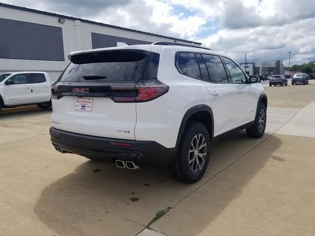 2026 GMC Acadia AWD AT4
