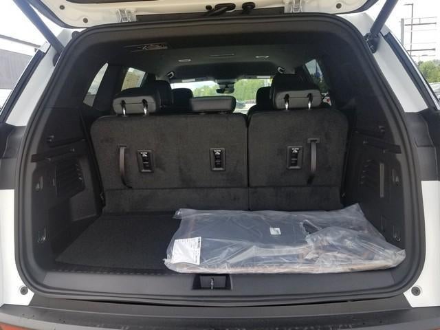 2026 GMC Acadia AWD AT4