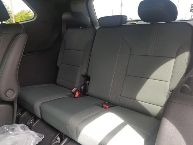 2026 GMC Acadia AWD AT4