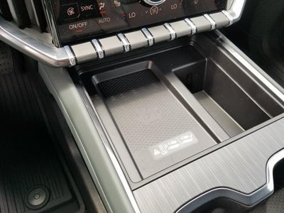 2025 GMC Acadia AWD AT4