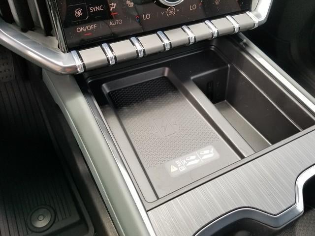 2025 GMC Acadia AWD AT4