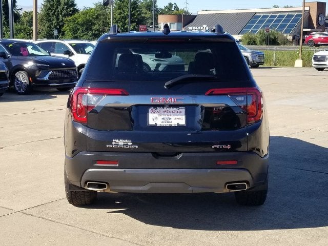 2023 GMC Acadia AT4
