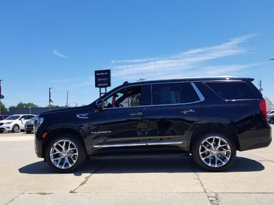 2022 GMC Yukon SLT