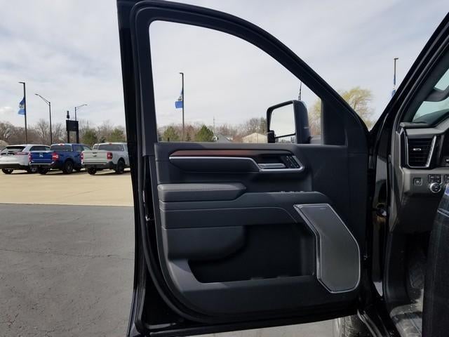 2025 GMC Sierra 2500 HD Crew Cab Standard Box 4-Wheel Drive Denali