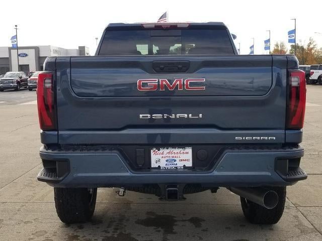 2026 GMC Sierra 3500 HD Crew Cab Standard Box 4-Wheel Drive Denali