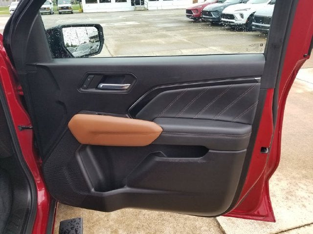 2023 GMC Canyon 4WD AT4