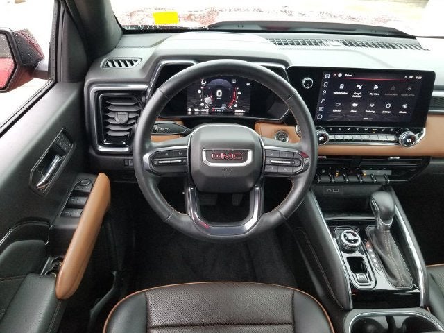 2023 GMC Canyon 4WD AT4