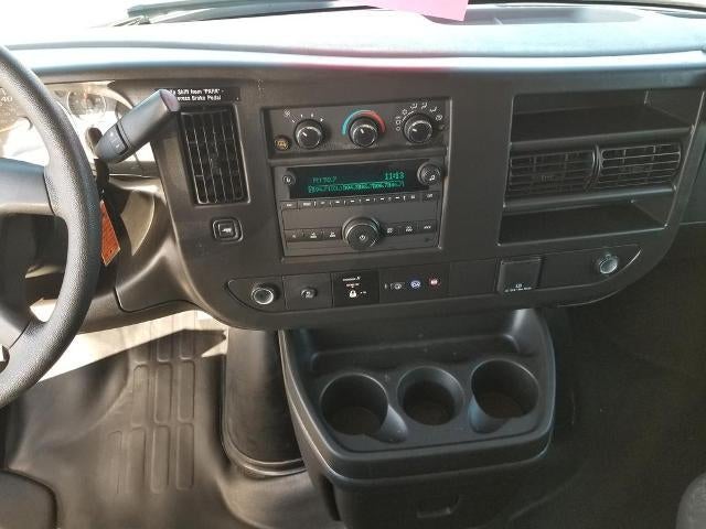 2025 GMC Savana Cargo Base