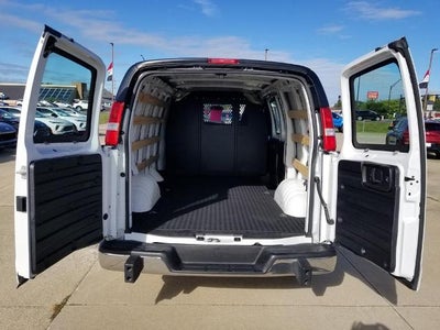 2025 GMC Savana Cargo Base