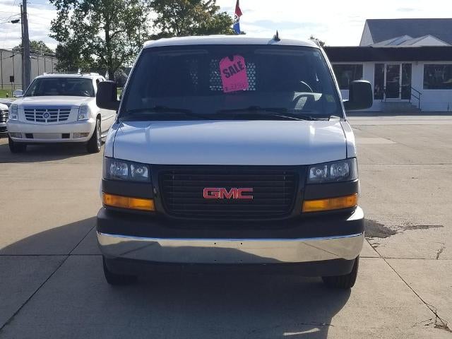 2025 GMC Savana Cargo Base