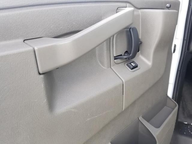 2023 GMC Savana Cargo 2500 Base