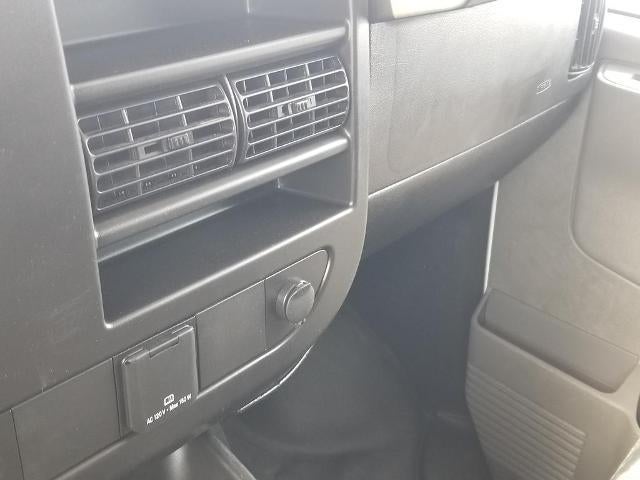 2023 GMC Savana Cargo 2500 Base