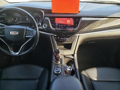 2022 Cadillac XT6 Premium Luxury