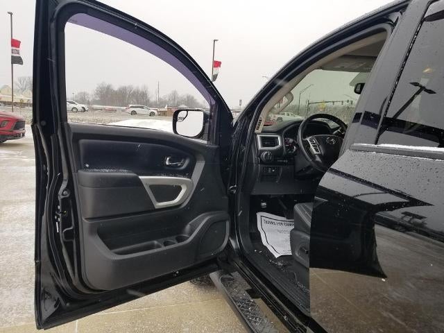 2018 Nissan Titan SV