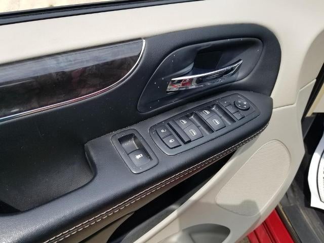 2015 Chrysler Town & Country Touring