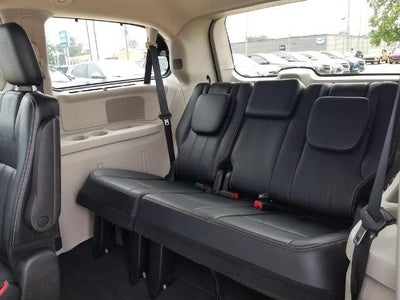 2015 Chrysler Town & Country Touring