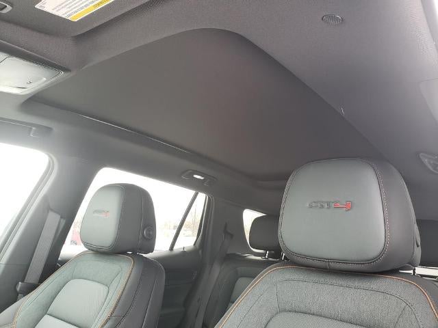 2026 GMC Terrain AWD 4dr AT4