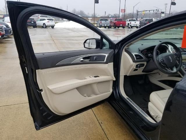 2017 Lincoln MKZ Premiere