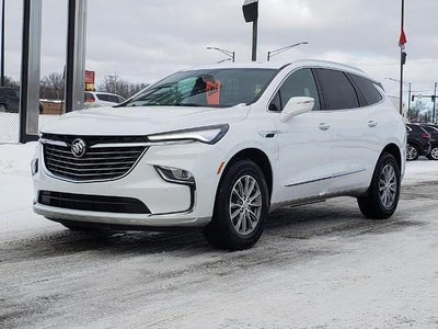 2023 Buick Enclave Essence