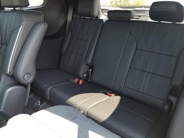 2026 Buick Enclave 4dr Avenir