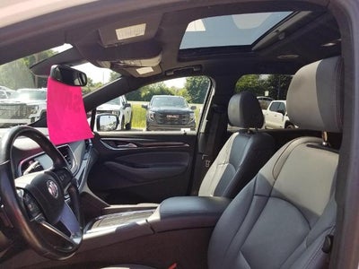 2022 Buick Enclave Essence