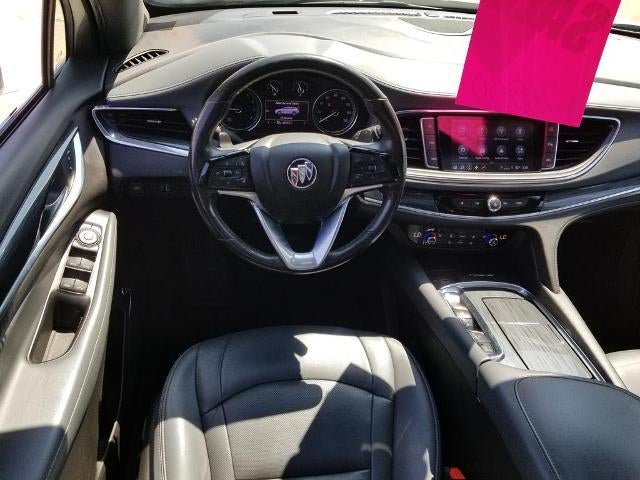 2022 Buick Enclave Essence