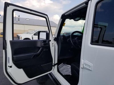 2017 Jeep Wrangler Unlimited Sahara 4x4