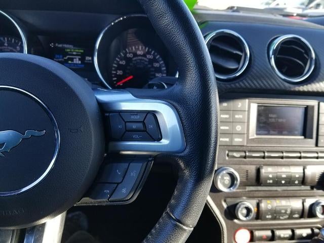 2016 Ford Mustang 2dr Fastback V6