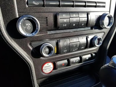 2016 Ford Mustang 2dr Fastback V6