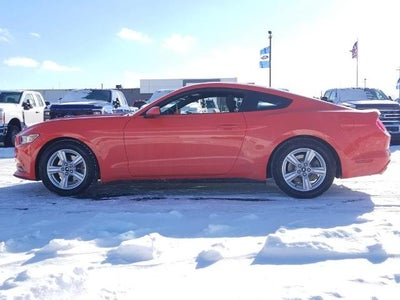 2016 Ford Mustang 2dr Fastback V6
