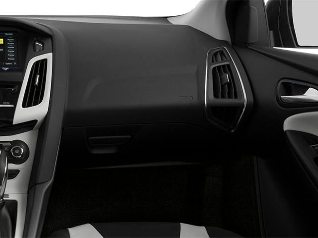 2014 Ford Focus 4dr Sdn Titanium