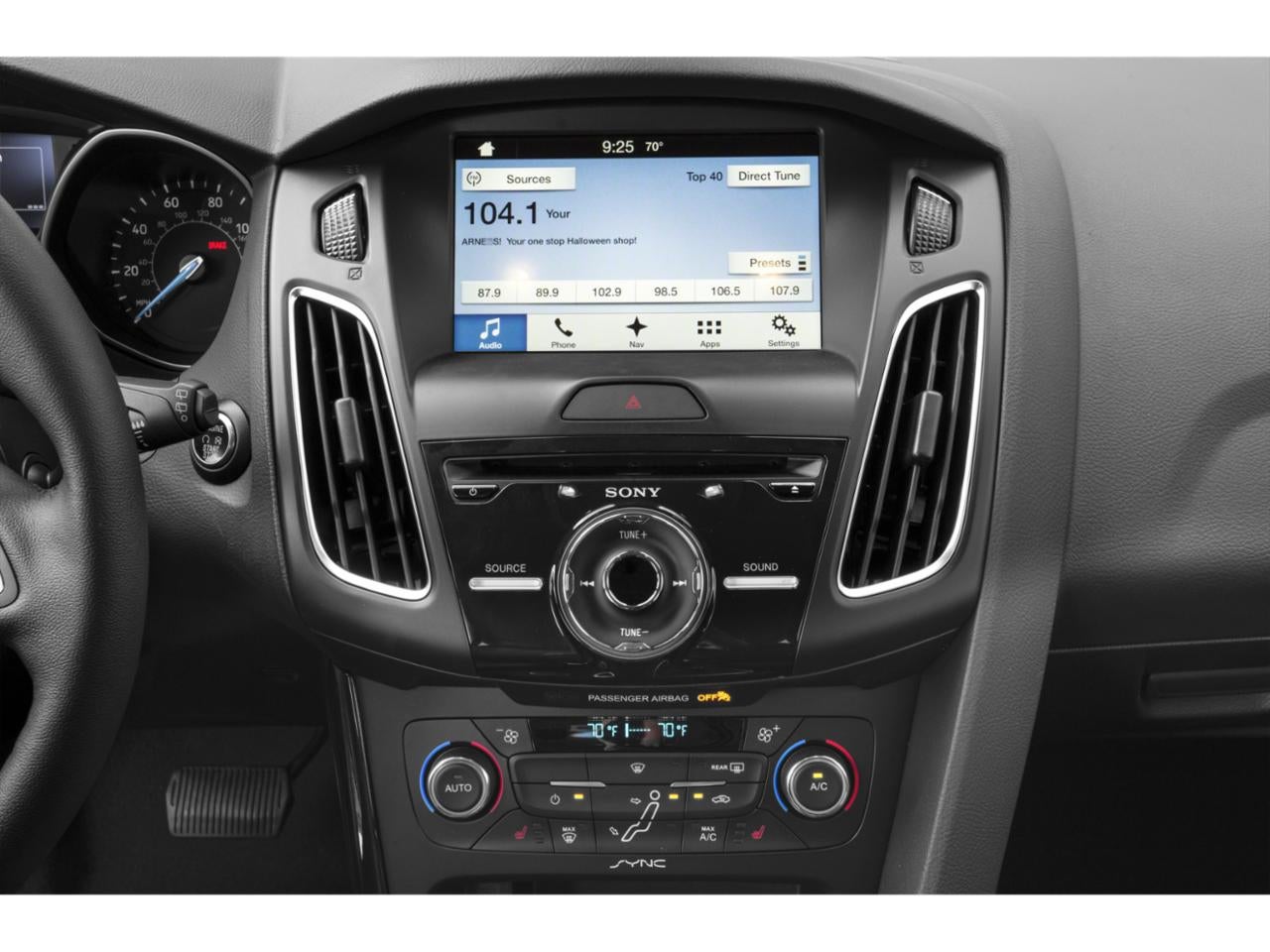 2018 Ford Focus Titanium Hatch