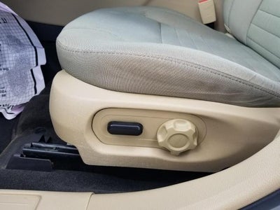 2016 Ford Taurus 4dr Sdn SE FWD