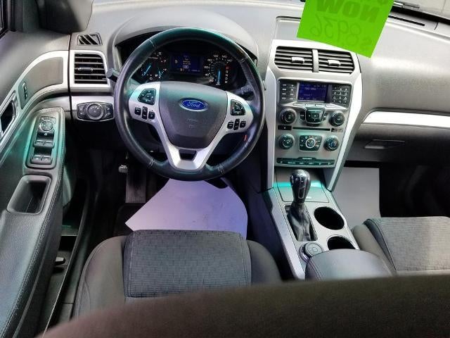 2013 Ford Explorer 4WD 4dr XLT