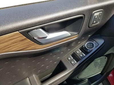 2020 Ford Escape Titanium Hybrid FWD