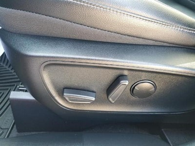 2020 Ford Escape Titanium Hybrid FWD