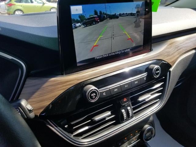 2020 Ford Escape Titanium Hybrid FWD
