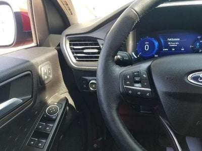 2020 Ford Escape Titanium Hybrid FWD