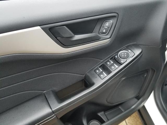 2022 Ford Escape SE FWD