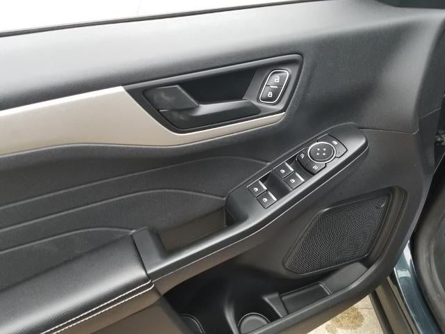 2022 Ford Escape SE FWD