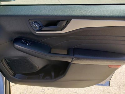 2022 Ford Escape SE FWD