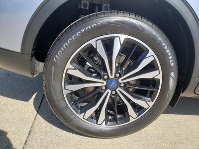 2022 Ford Escape SE FWD