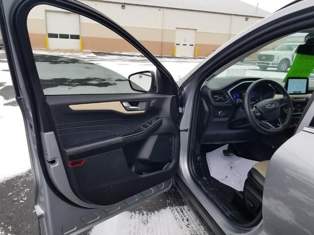 2022 Ford Escape Titanium AWD
