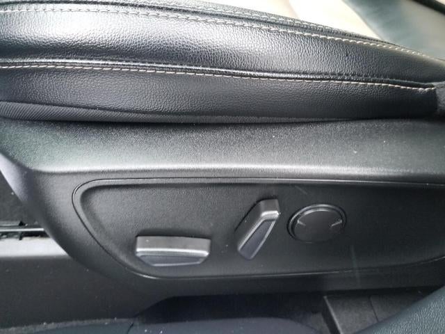 2022 Ford Escape Titanium AWD