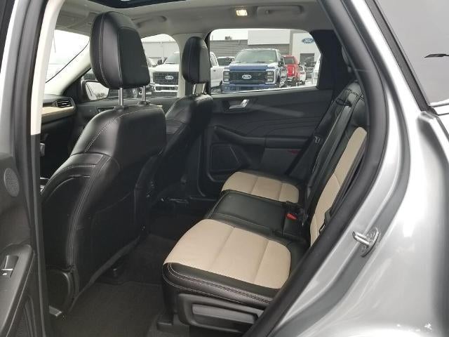 2022 Ford Escape Titanium AWD