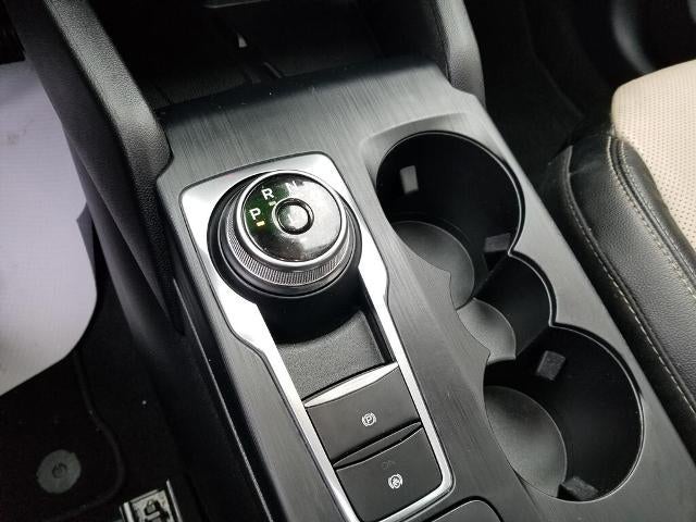 2022 Ford Escape Titanium AWD